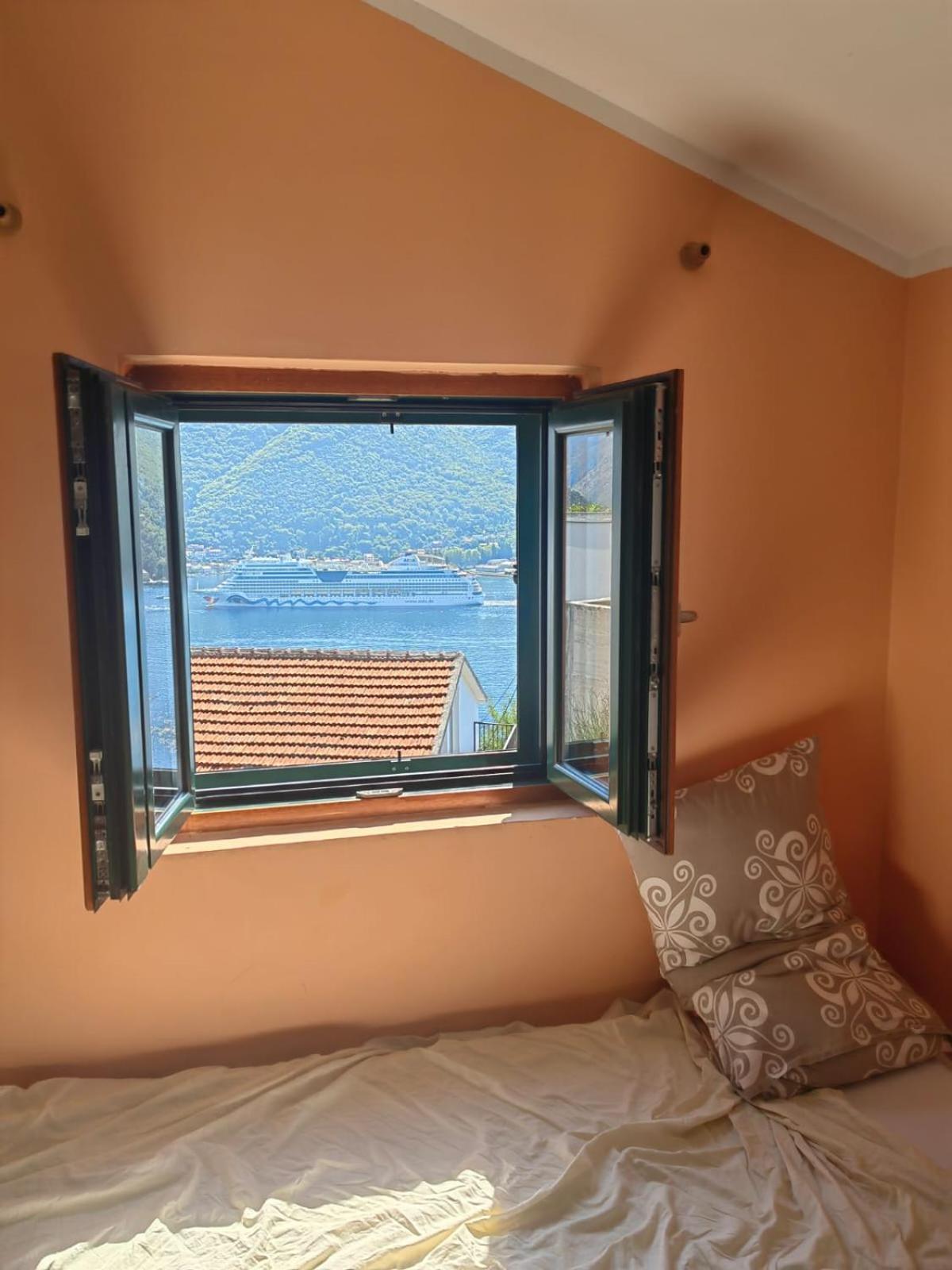 Holiday Home Sunny Hill كاميناري المظهر الخارجي الصورة