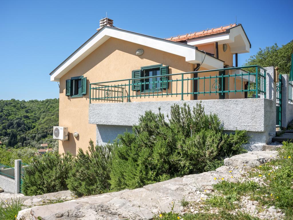 Holiday Home Sunny Hill كاميناري المظهر الخارجي الصورة
