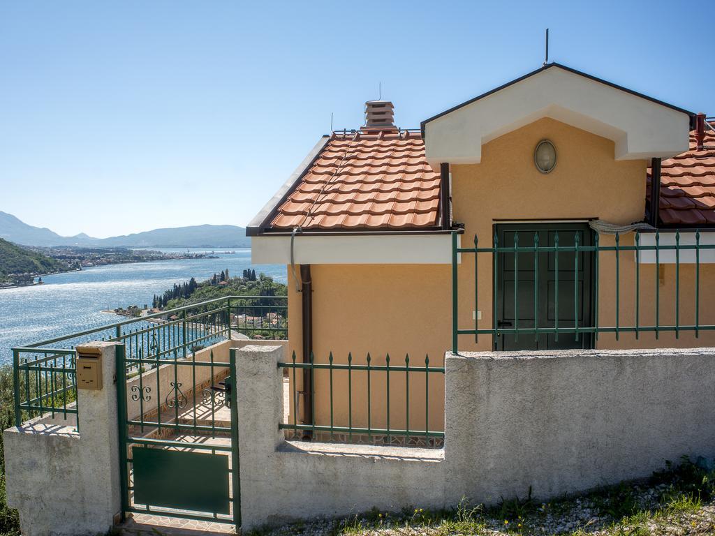 Holiday Home Sunny Hill كاميناري المظهر الخارجي الصورة