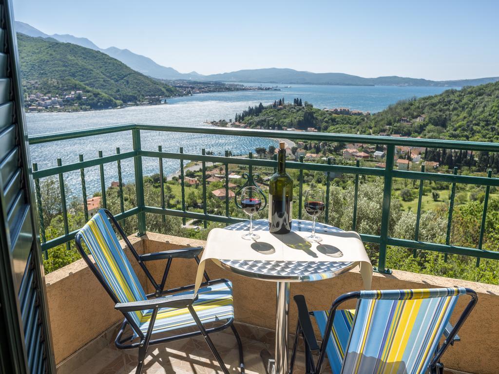 Holiday Home Sunny Hill كاميناري المظهر الخارجي الصورة